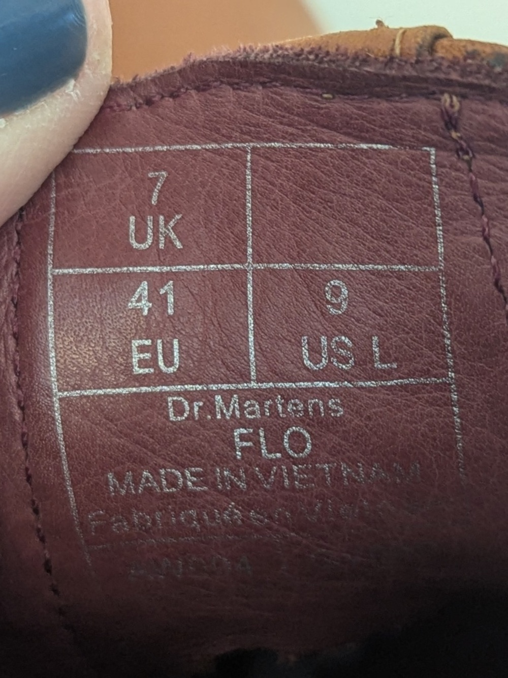 DR MARTENS - Picture 4 of 10